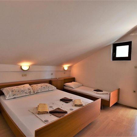Apartament Banjol Екстериор снимка