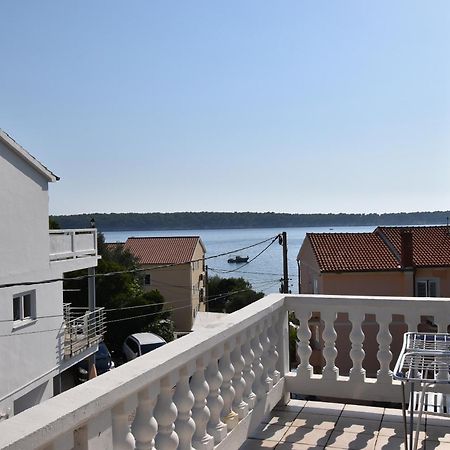 Apartament Banjol Екстериор снимка
