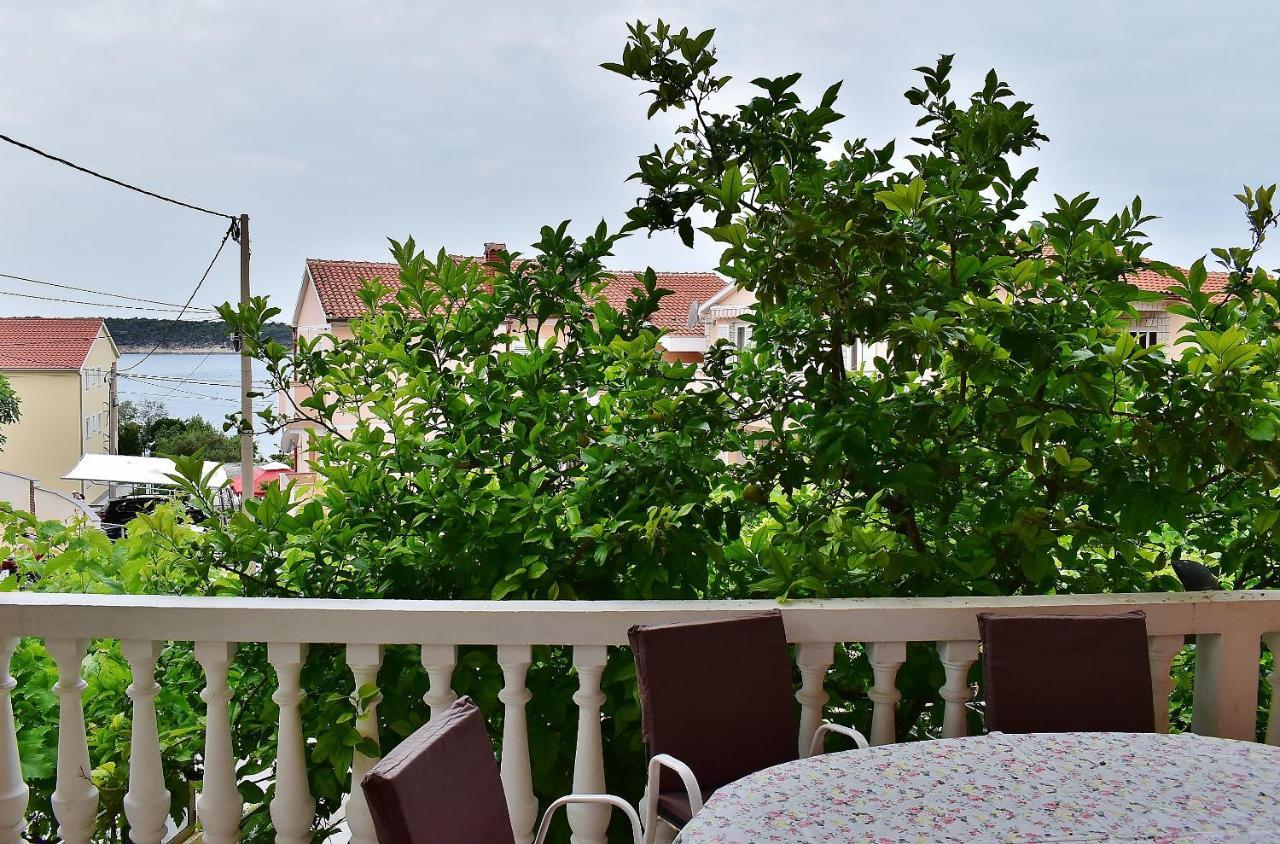 Apartament Banjol Екстериор снимка