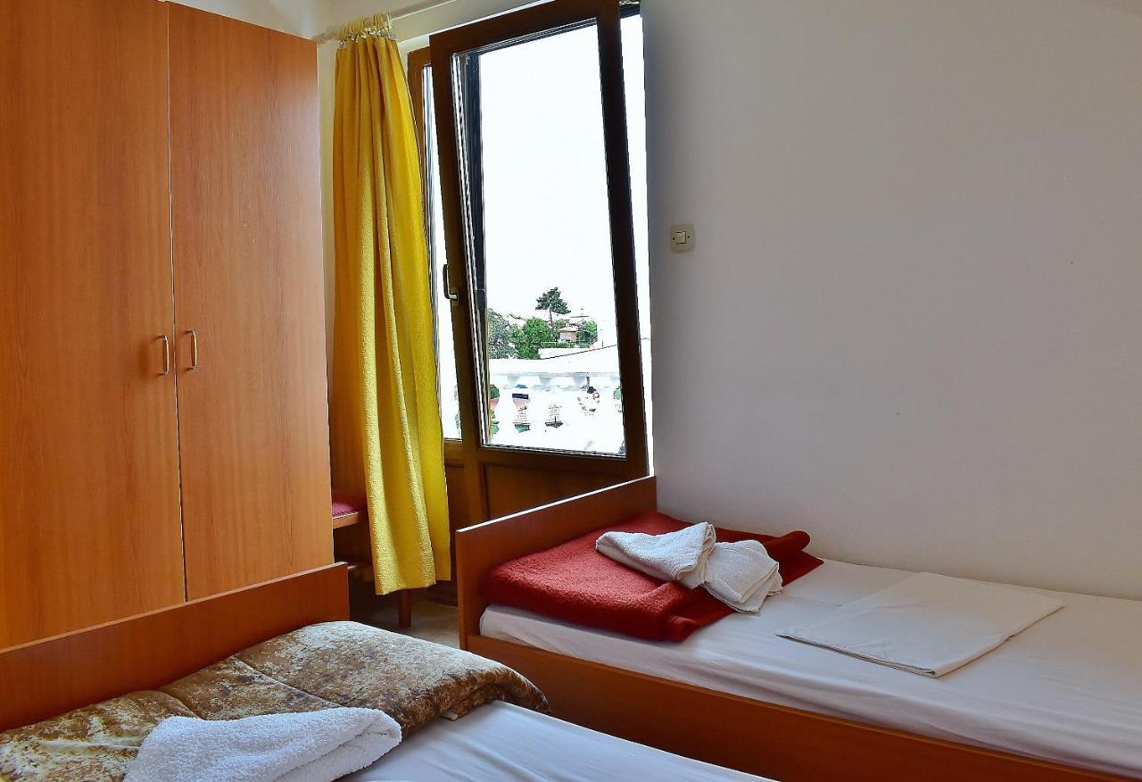 Apartament Banjol Екстериор снимка