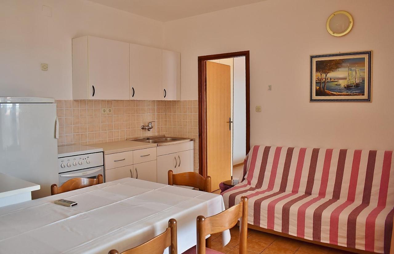 Apartament Banjol Екстериор снимка
