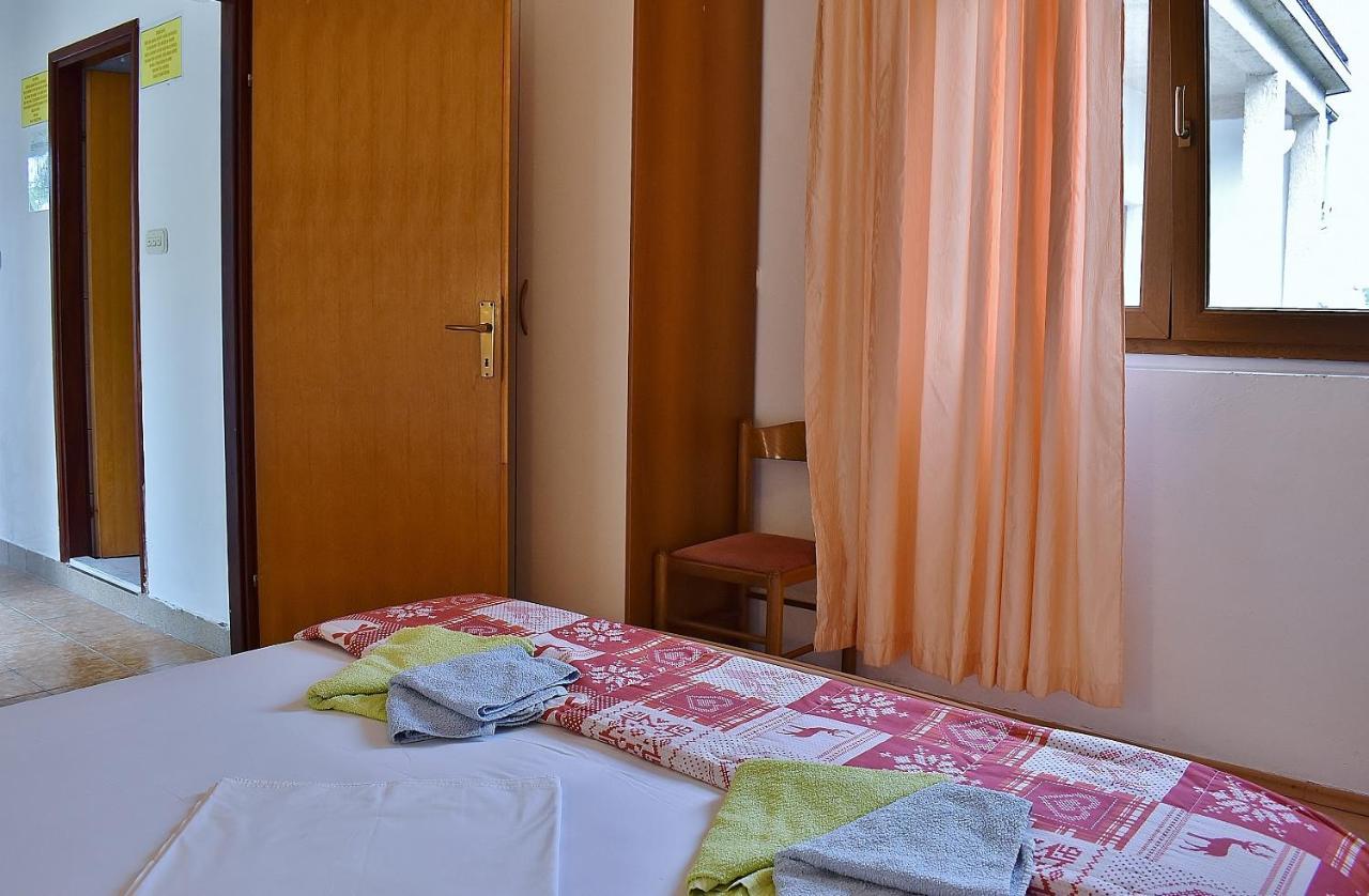 Apartament Banjol Екстериор снимка